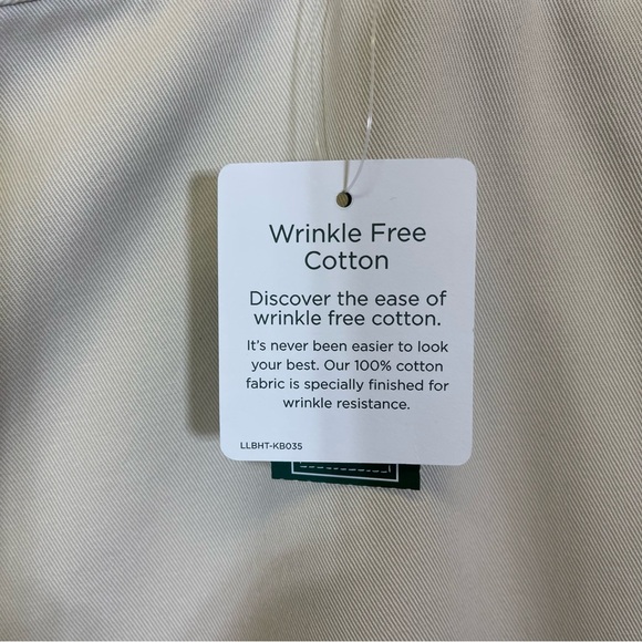 NWT, L.L. Bean Classic Fit Wrinkle Free Khaki Pants. Size 18 Regular - Picture 4 of 12